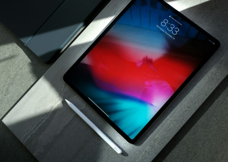 MDM dla Apple – skuteczne zarządzanie iPhone’ami i iPadami w firmie